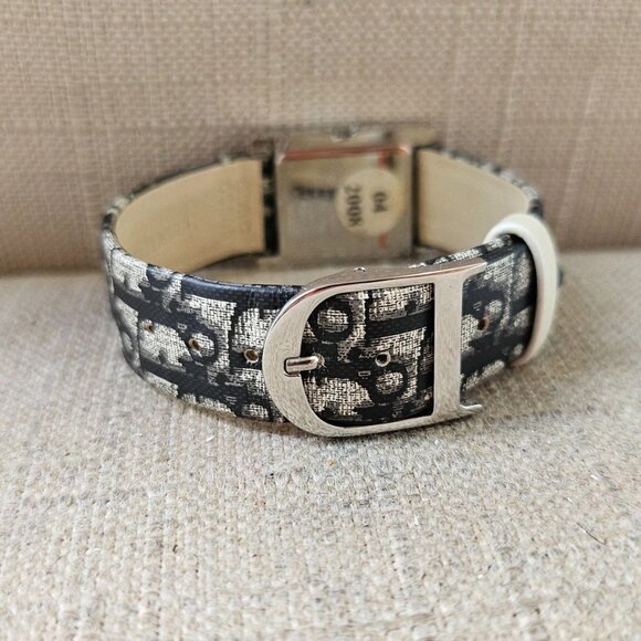 Christian Dior Paris Ladies Wristwatch Swiss Made Silver Tone Case In a Box Auth - Picture 6 of 13